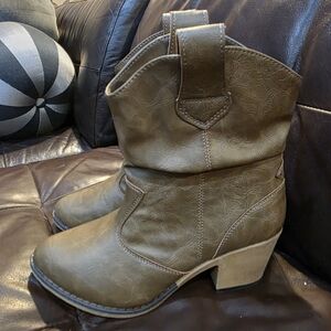 Charles Albert Olive Brown Mid-Calf Heeled Western Boots